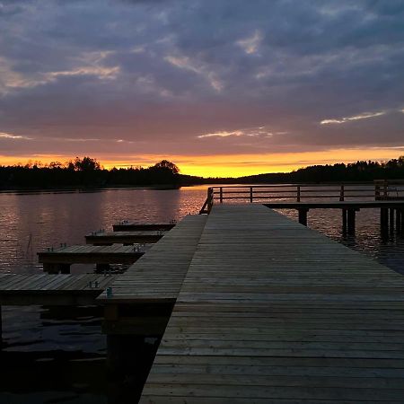 Domek Nad Jeziorem Piasutno Mazury Eksteriør billede