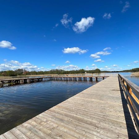 Domek Nad Jeziorem Piasutno Mazury Eksteriør billede